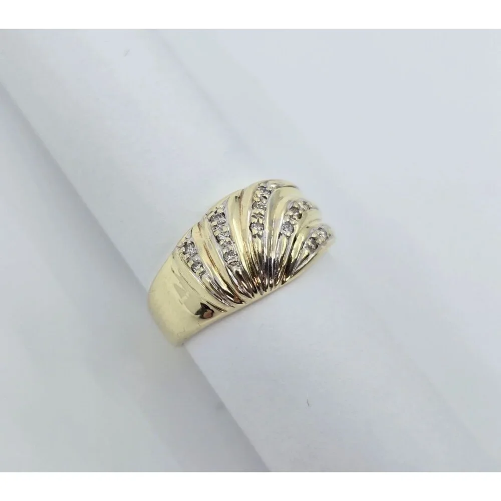 Beautiful 14K Karat Solid Yellow Gold Designer Wavy Diamond Wide Ring Size 5.50